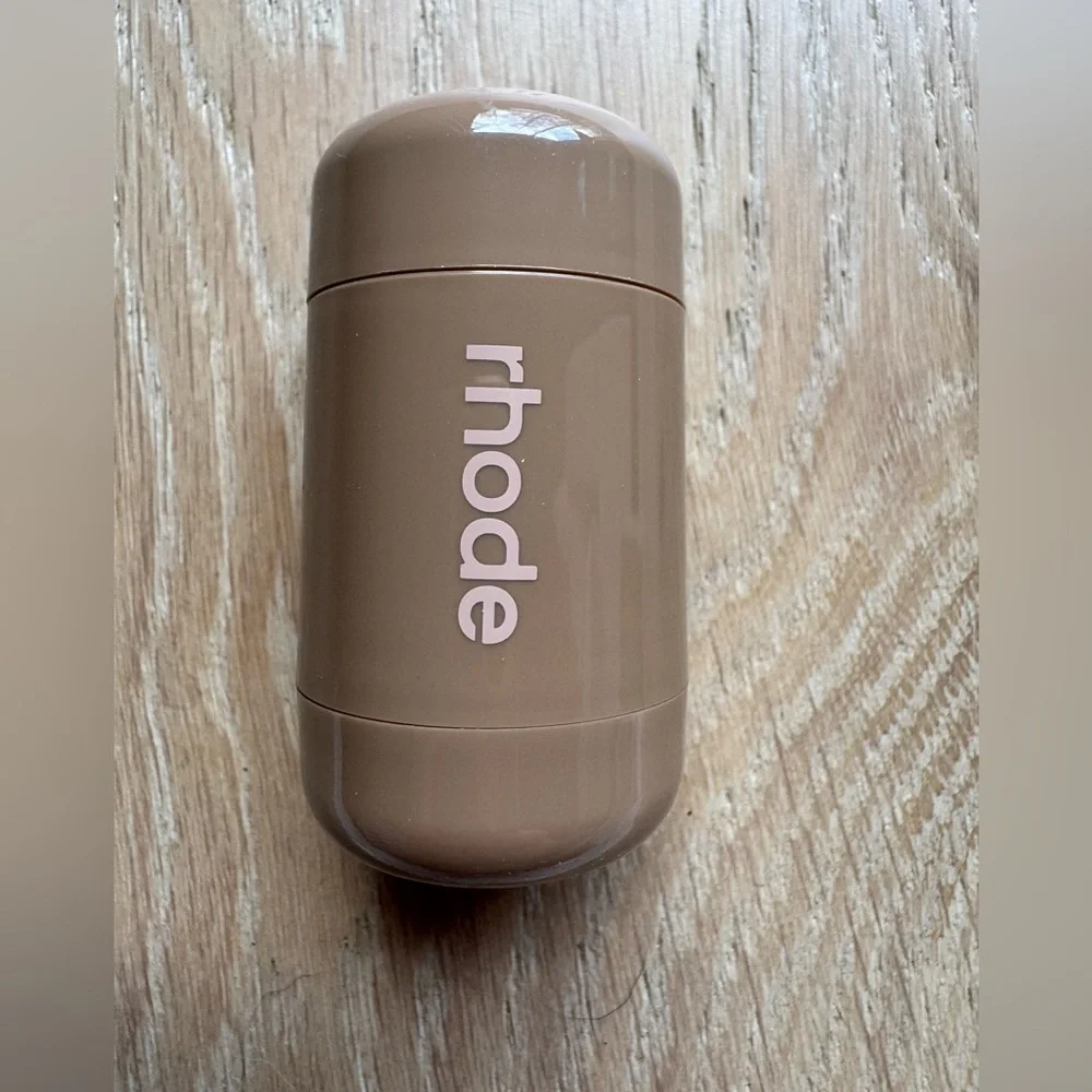 NEW Rhode Pocket Blush Tan Line (pinky tan) - Picture 7 of 9